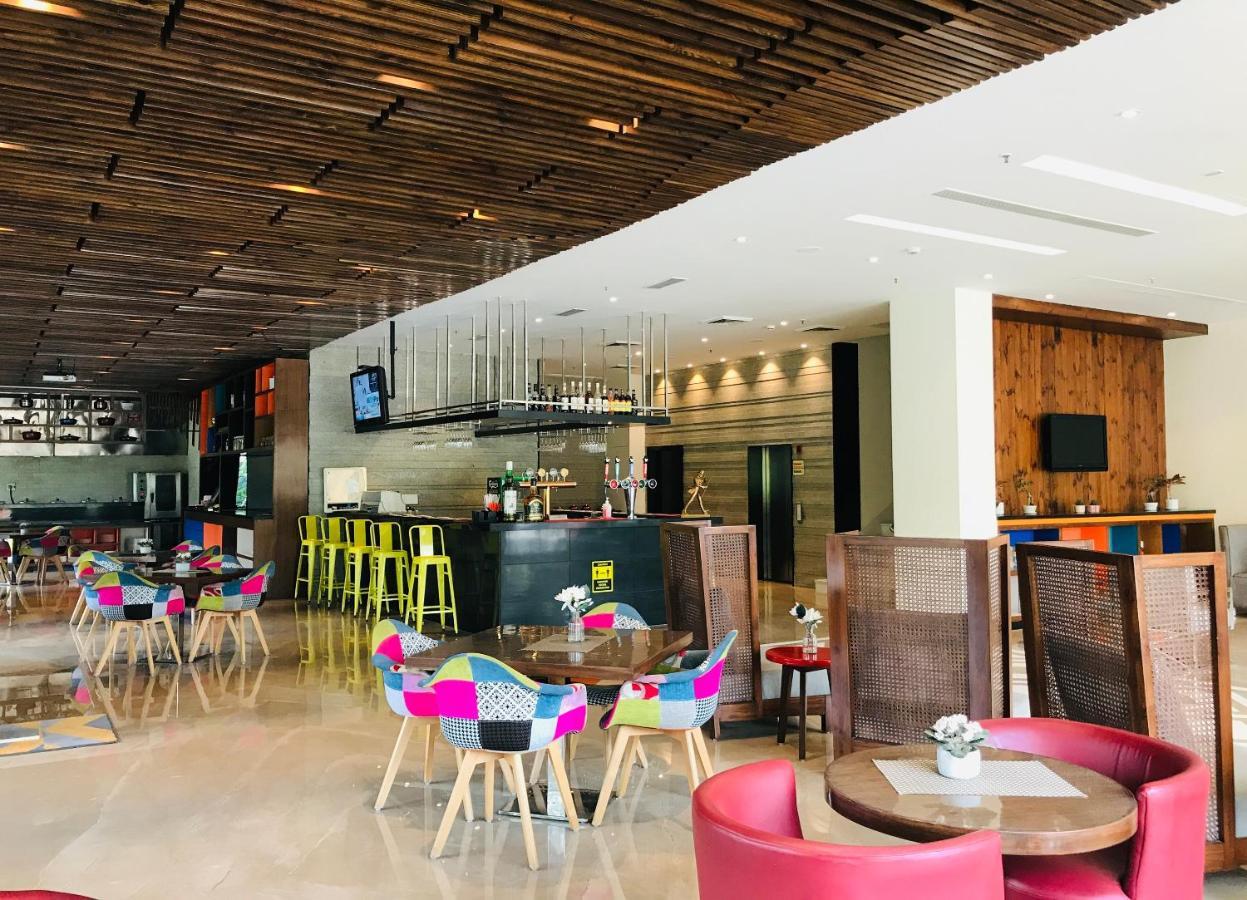 Golden Tulip City Centre Gurgaon Exterior photo