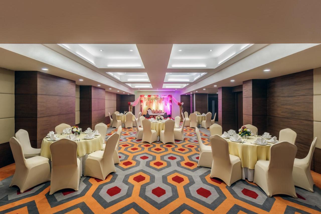Golden Tulip City Centre Gurgaon Exterior photo